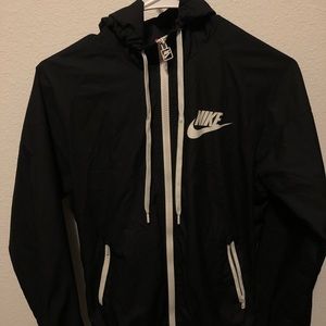Size Small Nike Windbreaker